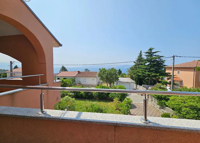 Tom M Nv 250m From The Beach, With Terrace * نوفي فينودولسكي