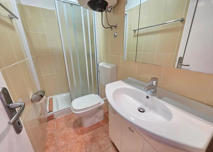 Tom M Nv 250m From The Beach, With Terrace * نوفي فينودولسكي