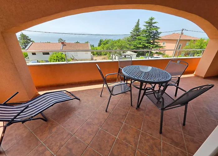 Appartement Tom M Nv 250m From The Beach, With Terrace